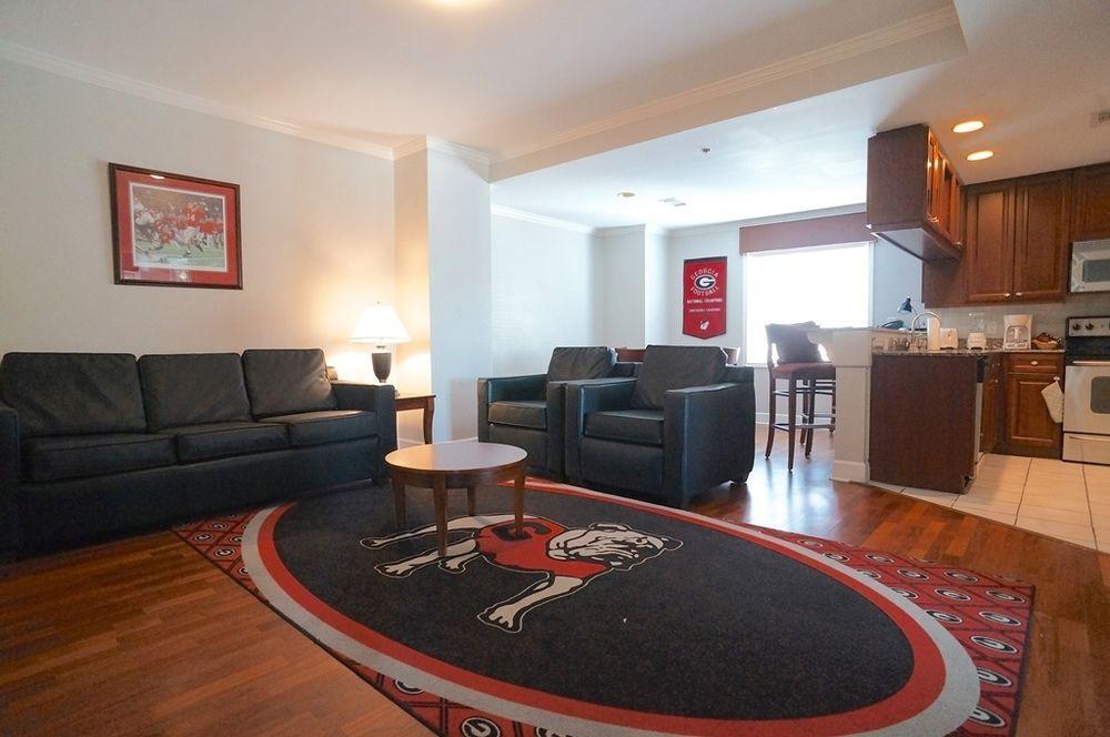 Отель Georgia Gameday Center Атенс Экстерьер фото